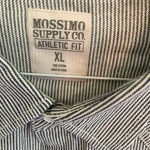 Western style long sleeve shirt